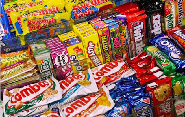 Rubare caramelle legittima il licenziamento disciplinare del dipendente