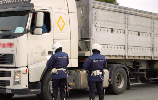 Mancato riposo dell’autotrasportatore e notifica della sanzione al datore