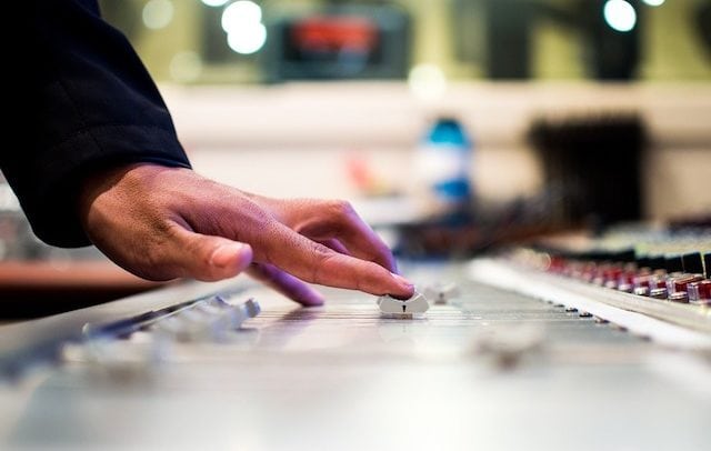 ENPALS, l’obbligo di iscrizione e la definizione di spettacolo secondo la cassazione
