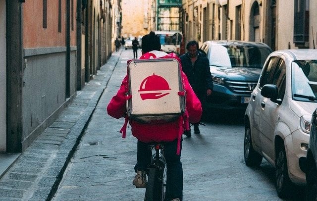 Obbligo assicurativo per i riders, le istruzioni dell’INAIL