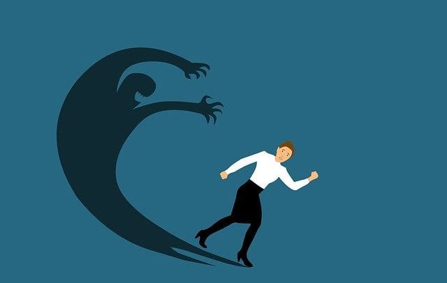 Stalking ai danni di una collega, sempre legittimo il licenziamento