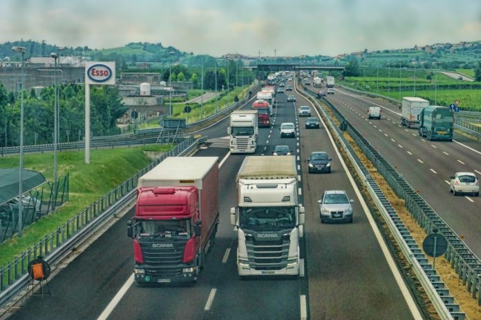 Autotrasporto: forfettizzazione orario lavoro straordinario, registrazione sul LUL