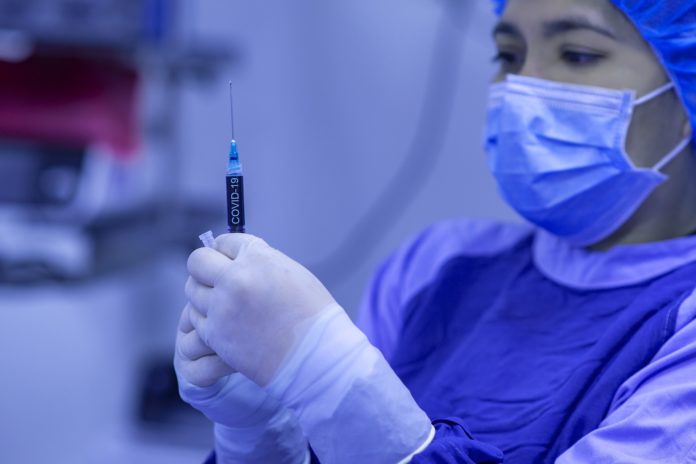 Protocollo nazionale vaccinazioni anti-covid in azienda, siglato ieri Protocollo nazionale vaccinazioni anti-covid in azienda, siglato ieri