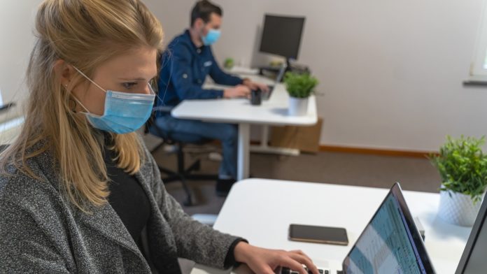 Credito d'imposta per adeguamento ambienti di lavoro, chiarimenti AE