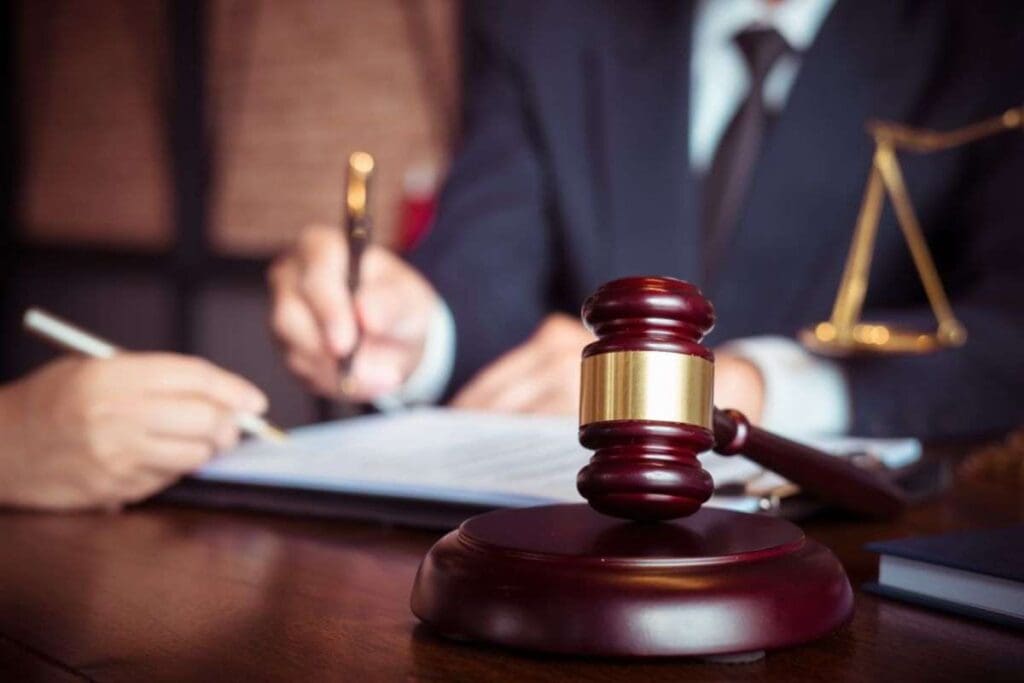 Se l’avvocato commette errori in questi casi non devi versare un euro: quando si può non pagare la consulenza