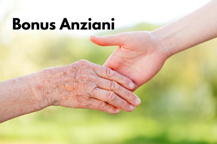 Bonus Anziani 850 euro, per cosa non si può spendere: i dettagli