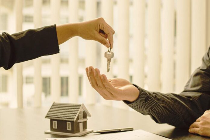 Diventare proprietario casa in affitto: così succede