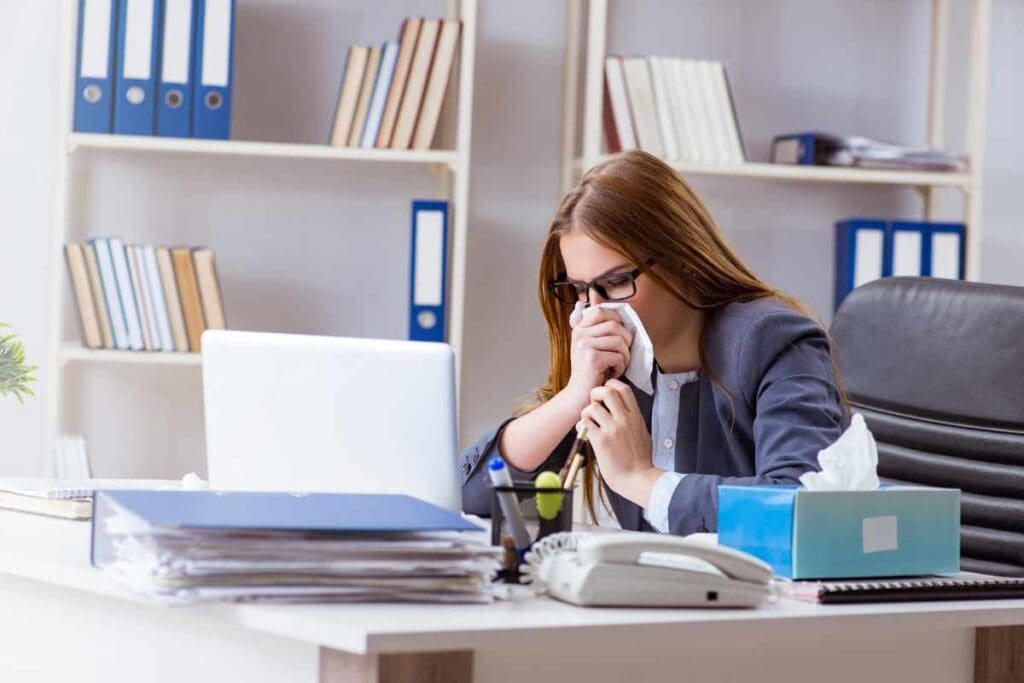 Assenza per malattia, fino a che punto il lavoratore è veramente tutelato?