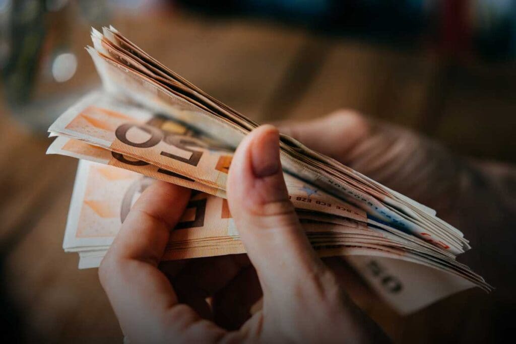 Differenze tra TFR e fondi pensione: quale scegliere?