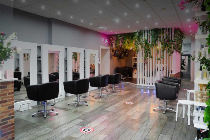 Come si apre un centro estetico? Requisiti, iter burocratico e consigli per aspiranti imprenditori