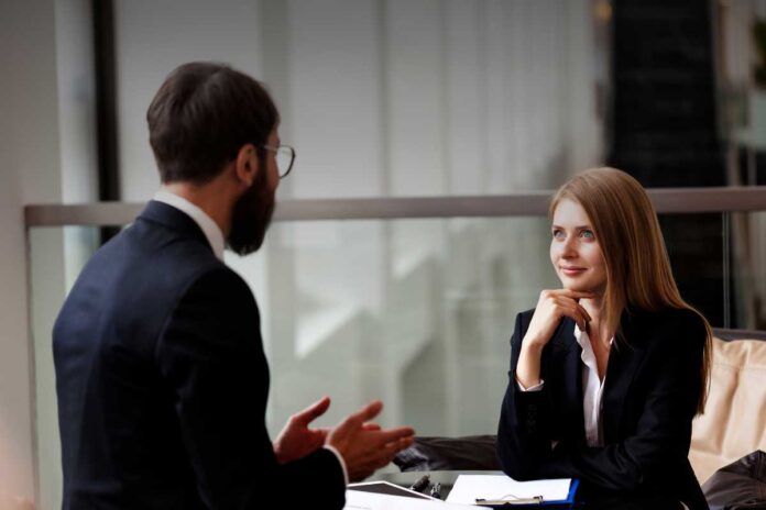 Come si sono sviluppate le agenzie interinali in Italia? Storia, cambiamenti normativi e impatto sul lavoro