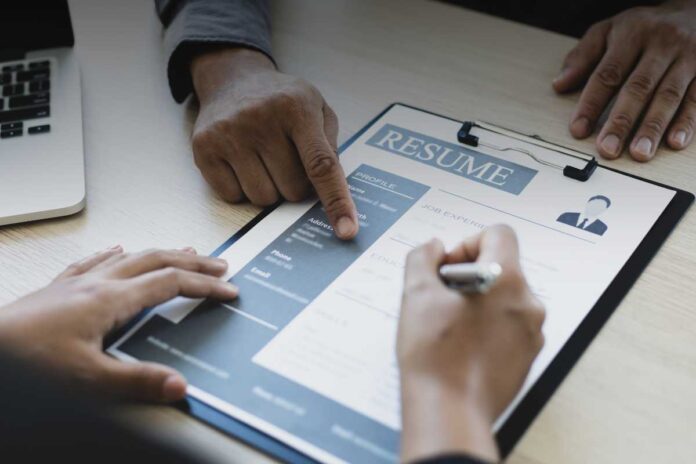 Contratti ibridi Contratti ibridi: flessibilità o trappola nascosta? i rischi da non sottovalutare