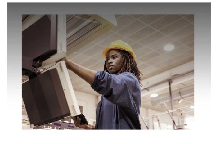 Lavoratori stranieri Le comunità straniere e lo sviluppo economico locale