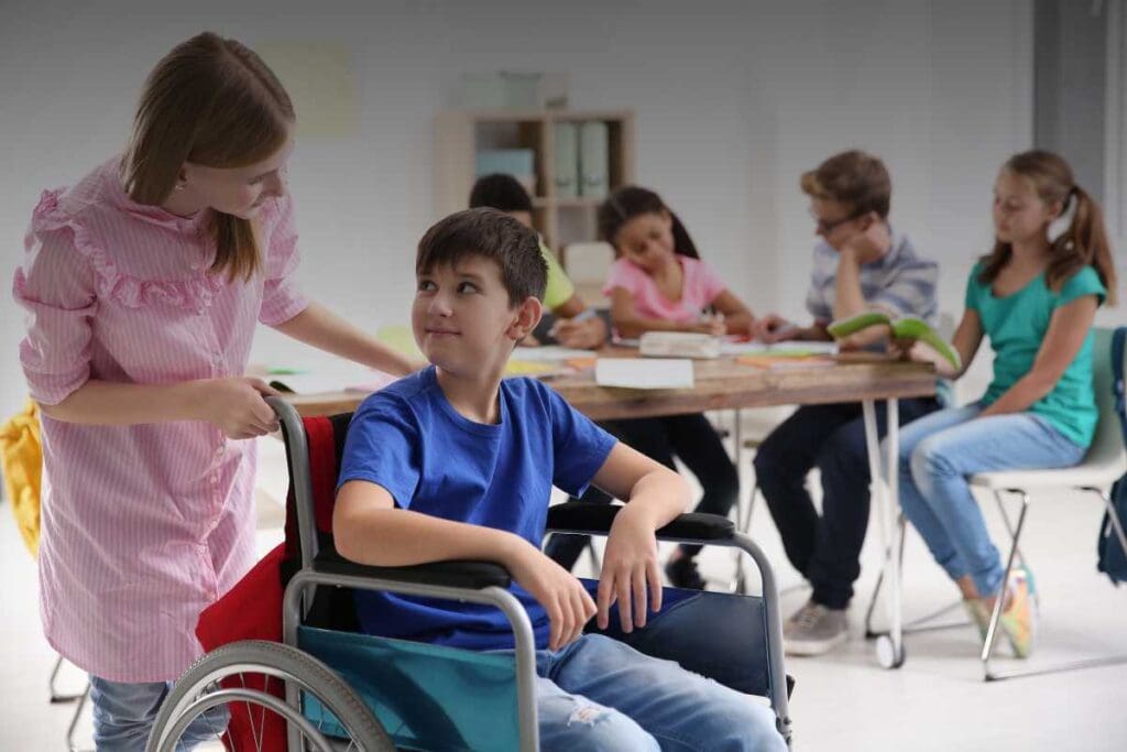 Gli assistenti ai disabili lavorano d’estate? Cosa succede nei mesi senza scuola