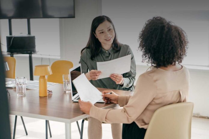 Come prepararsi efficacemente a un colloquio di uscita: consigli pratici per i lavoratori