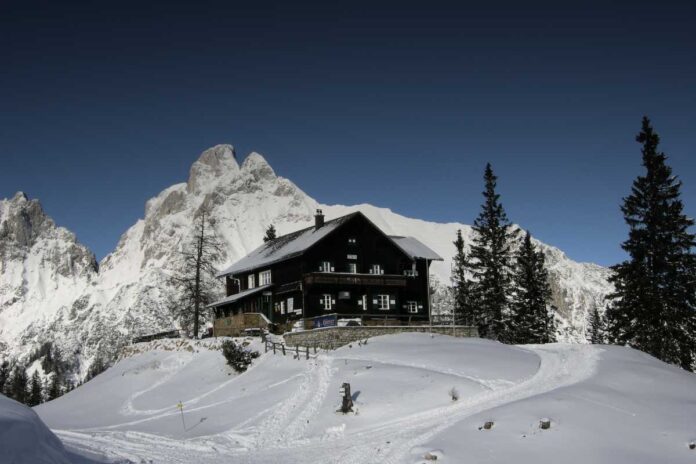 Quali diritti ha chi lavora in rifugi alpini e agriturismi? Tutele, sfide e condizioni da conoscere