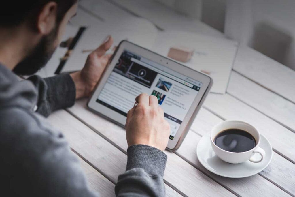IA generativa e media digitali: come stanno trasformando davvero il modo in cui fruiamo contenuti?