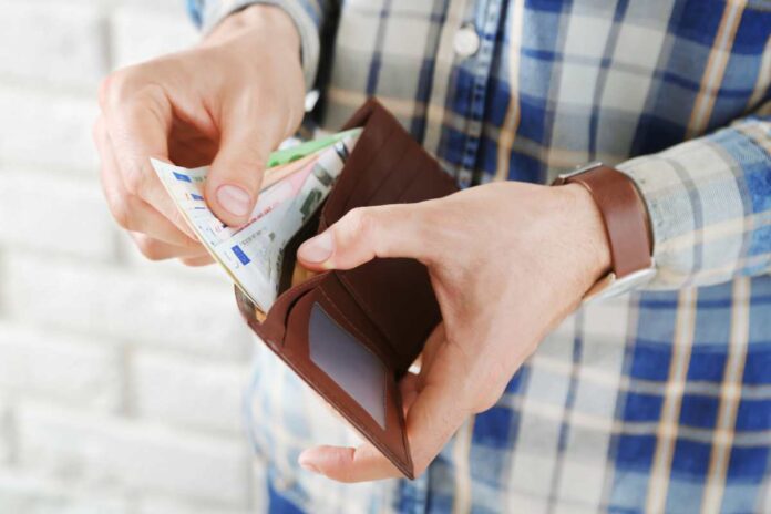 busta paga bassa cosa fare