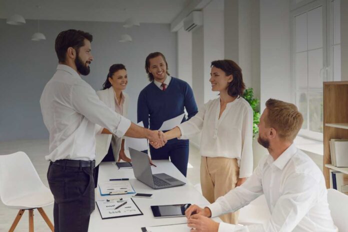 Il ruolo strategico delle aziende nella riconversione professionale dei dipendenti