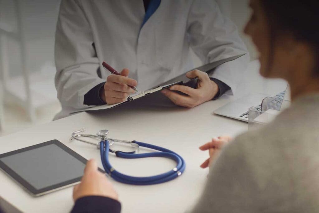 Come prepararsi al meglio per una visita medica aziendale? Cosa aspettarsi, documenti utili e consigli pratici