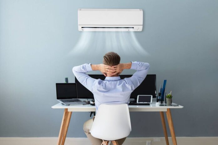 aria condizionata Aria condizionata in ufficio rotta, diventa un problema di salute
