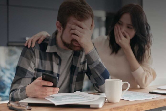 Sospensione dello stipendio: conseguenze legali per aziende e tutele per i lavoratori