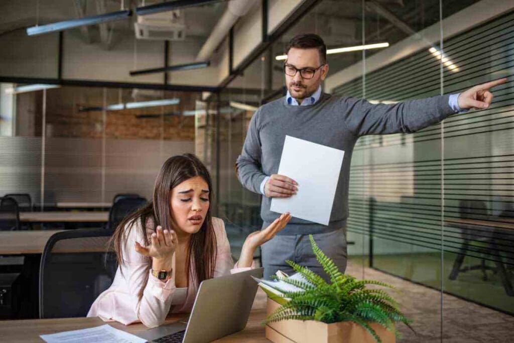 Licenziamenti nei contratti part‑time: confronto tra normative internazionali e diritti dei lavoratori