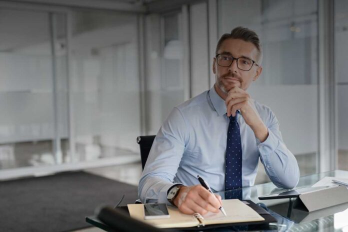 Clausole di non concorrenza: vantaggi, svantaggi e cosa sapere prima di firmare