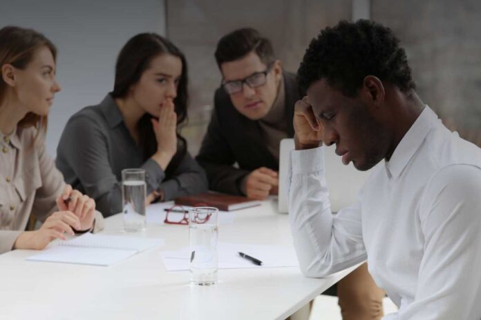 Discriminazioni sul lavoro: come riconoscerle e come difendersi