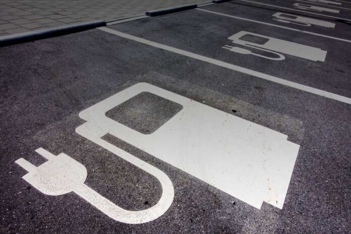 Incentivare l’adozione di veicoli elettrici: strategie attuali e prospettive future