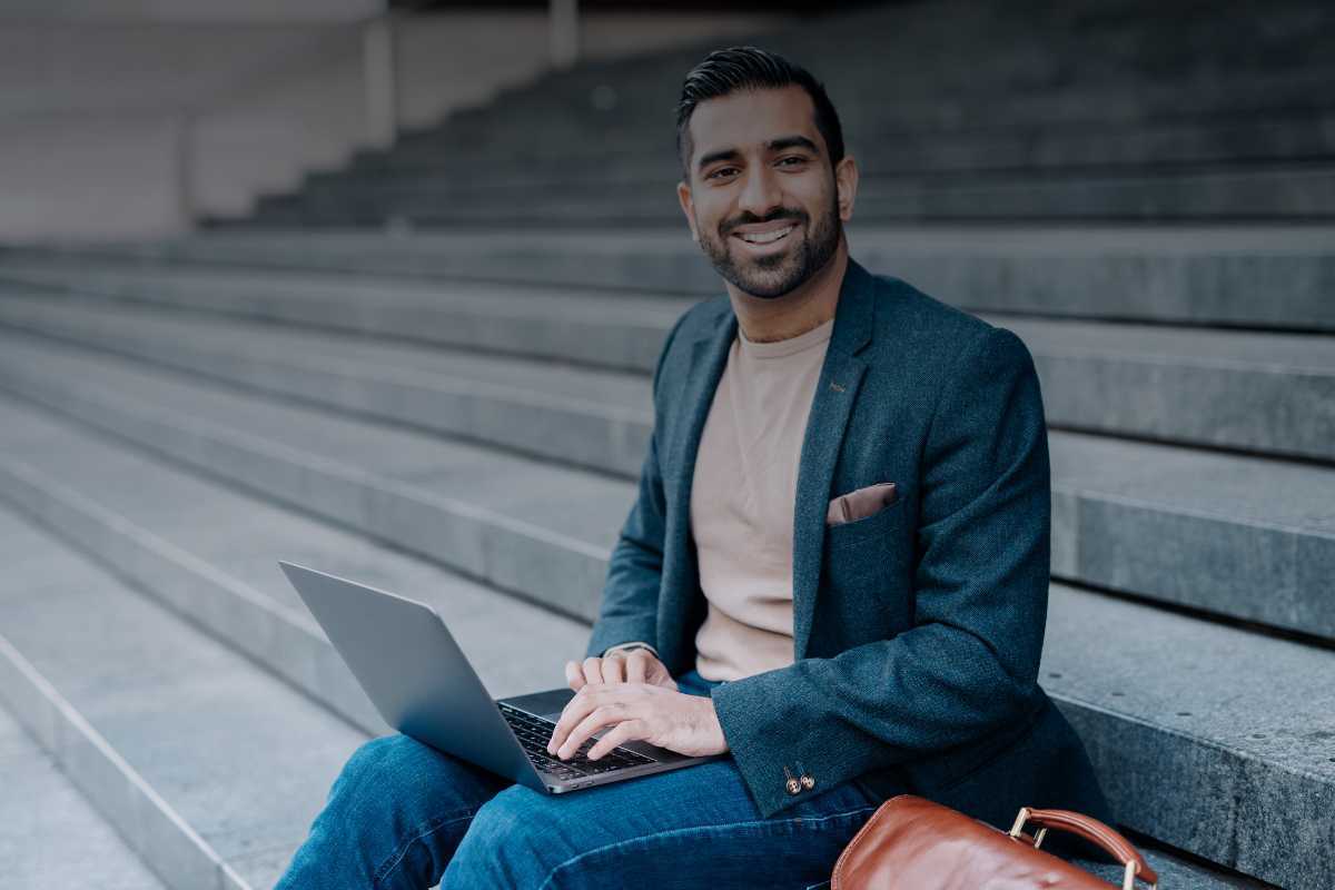 Multinazionali Lavorare all’estero: come cambiano i contratti di lavoro nei vari Paesi