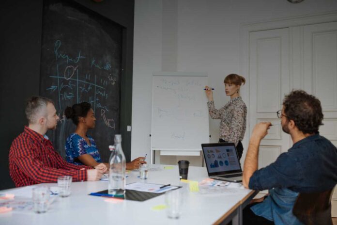 Lavorare nel non profit: quali competenze cercano le organizzazioni