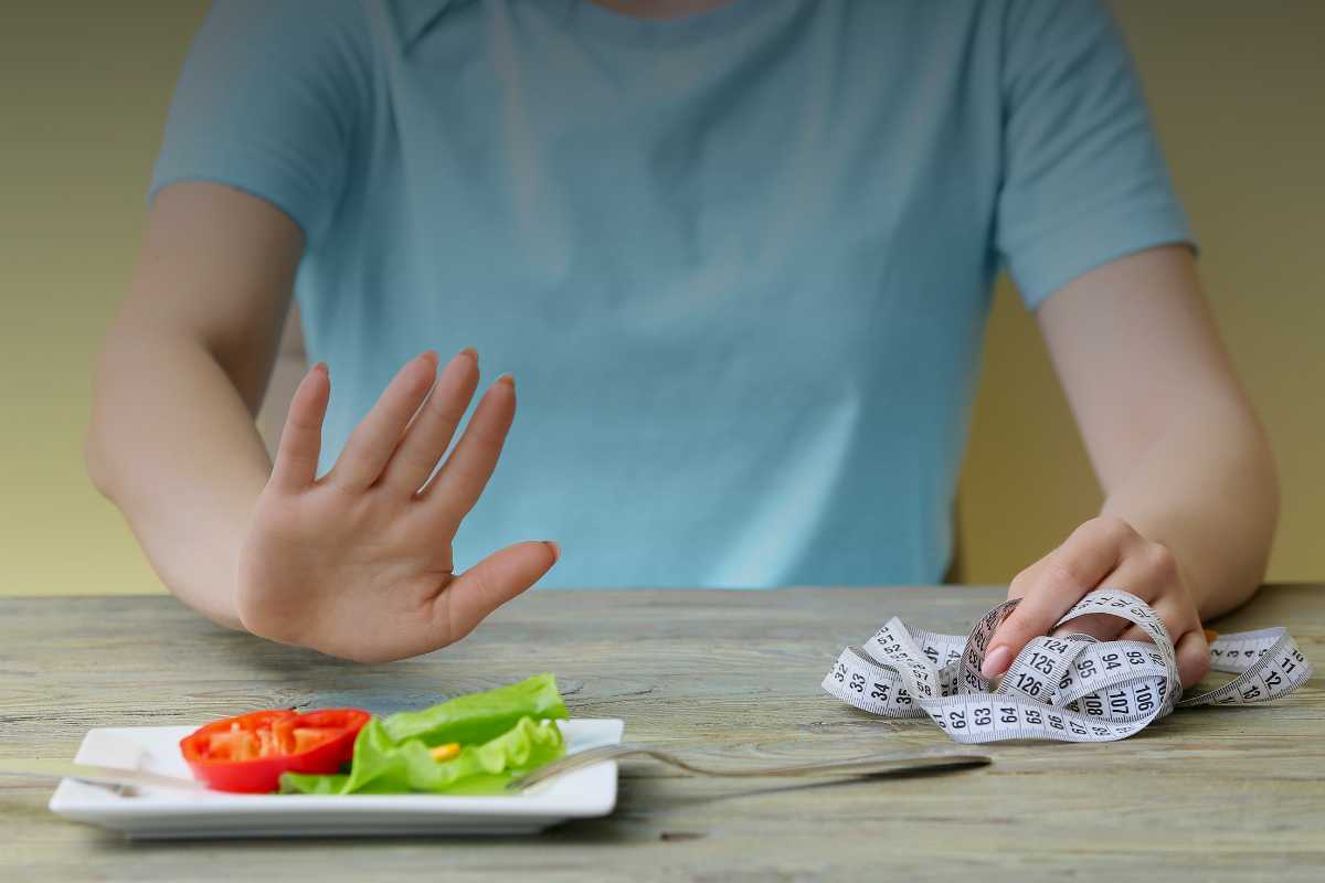 Lavoro e disturbi alimentari Lavoro e disturbi alimentari: quali tutele esistono e che ruolo ha il medico competente