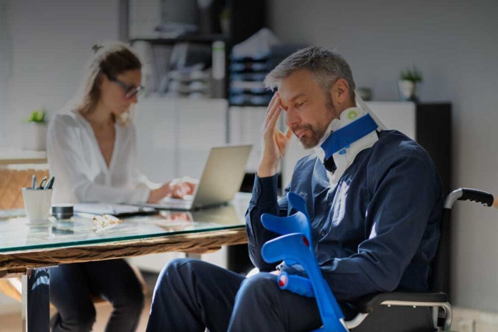 Le differenze tra malattia e infortunio sul lavoro: cosa sapere davvero