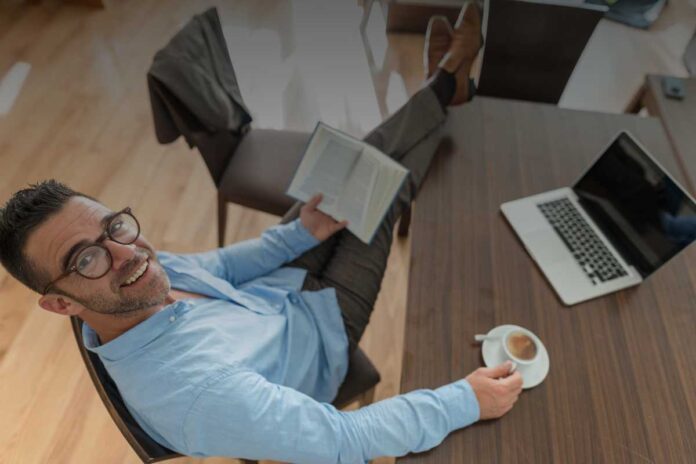 Nuove tecnologie e contratti di lavoro: come sta cambiando il mercato