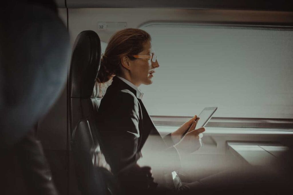 Tecnologie per la sicurezza dei viaggiatori: quali innovazioni sono davvero utili?