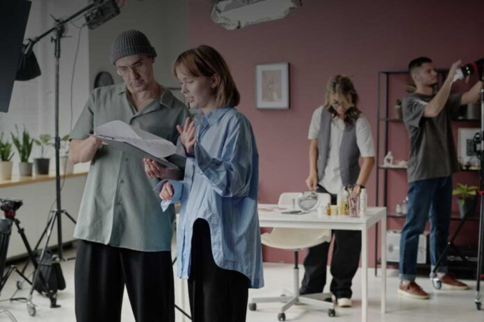 L’evoluzione delle norme lavorative nel cinema: diritti, contratti e nuove sfide