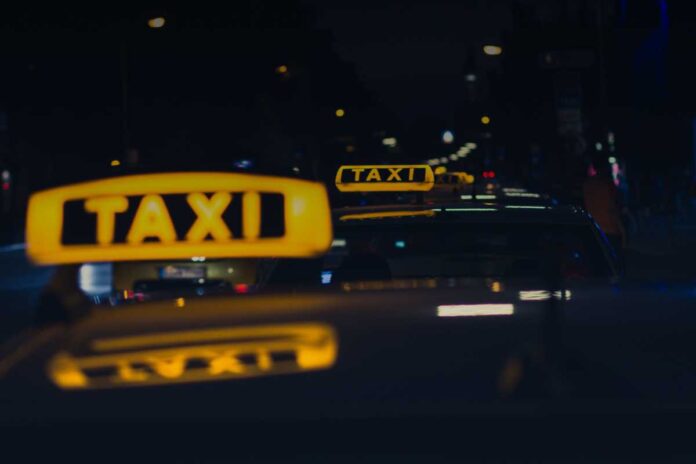 Notte dopo notte: i rischi nascosti del lavoro notturno su fisico e psiche