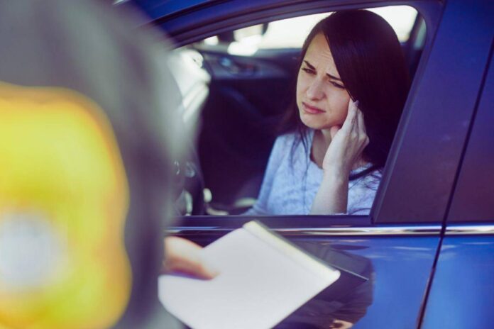 Auto, rischi fino a 800€ di multa se parcheggi così