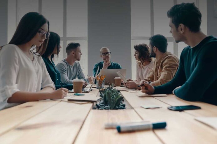 Selezione del personale e intelligenza artificiale: le implicazioni degli algoritmi di reclutamento