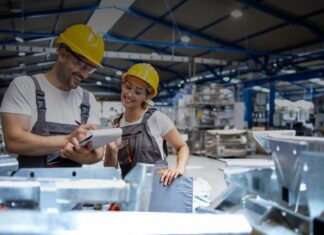 Le fabbriche: cuore pulsante dell'industria urbana