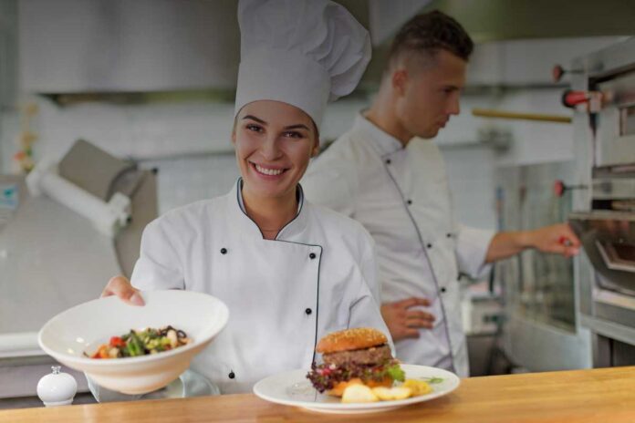 Etica e pratica: migliorare le condizioni nelle cucine