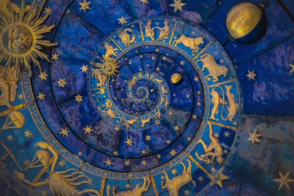 Introduzione all'astrologia nel contesto lavorativo