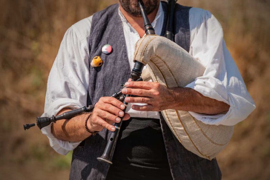 Origini storiche dei cantastorie e suonatori