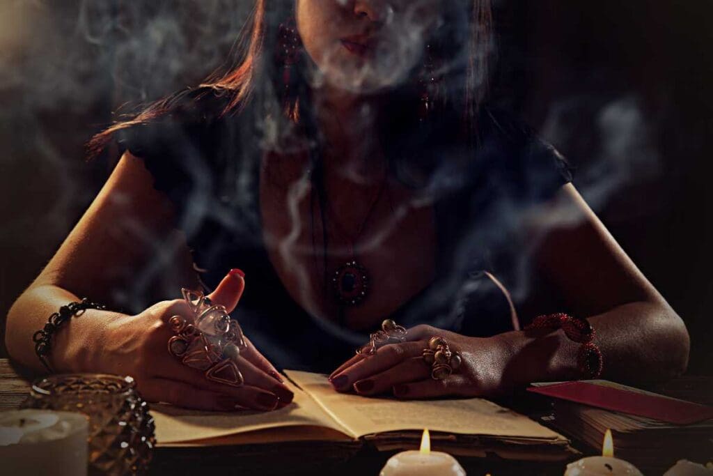 Stregoneria: dalle origini a oggi